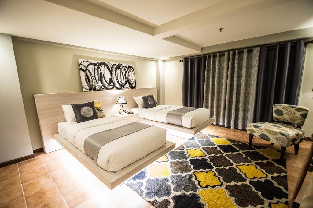 Almont City Hotel Butuan City Екстер'єр фото