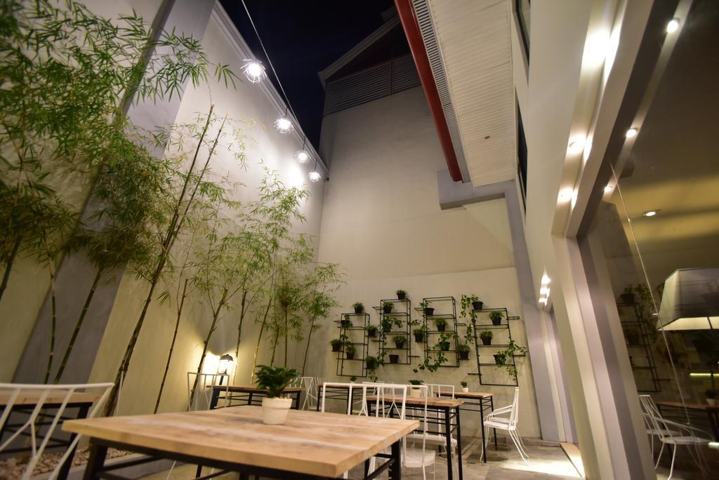 Almont City Hotel Butuan City Екстер'єр фото