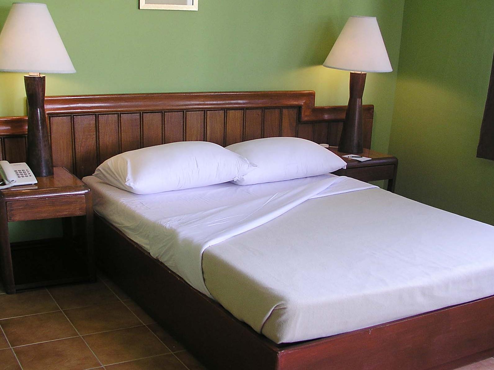 Almont City Hotel Butuan City Екстер'єр фото