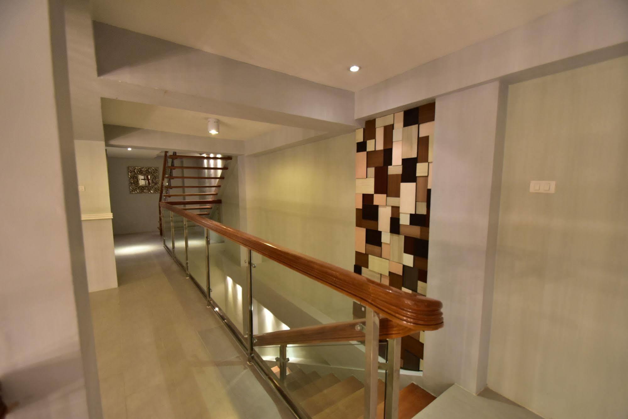 Almont City Hotel Butuan City Екстер'єр фото